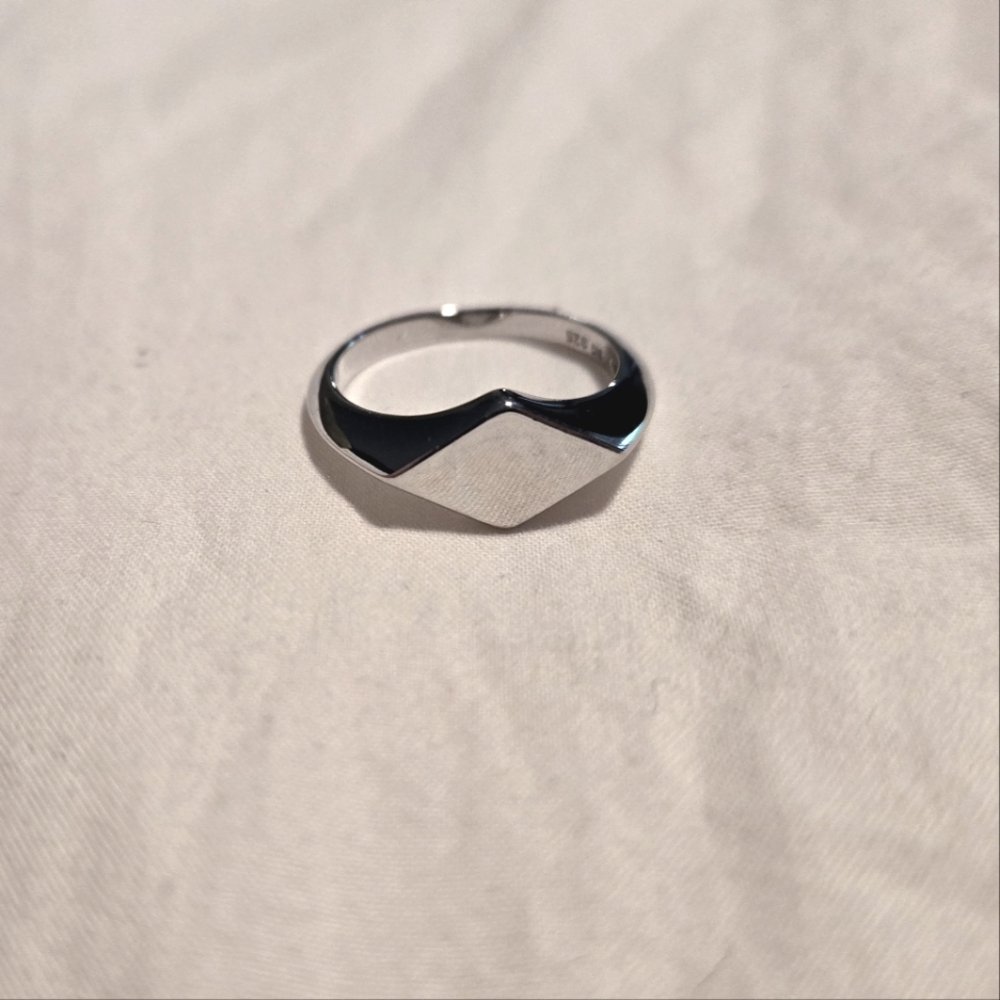 Diamond Shaped Signet Ring Sterling Silver .925